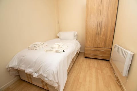 Tranquil 2BR in London Hatfield Apartment in Hatfield