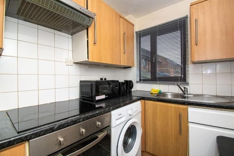 Tranquil 2BR in London Hatfield Apartment in Hatfield