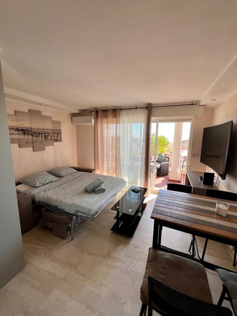 TD Charmant studio, piscine, vue mer proche Monaco 10 ABBA Apartamento in Cap-d'Ail