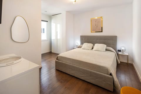 Living room, Bedroom