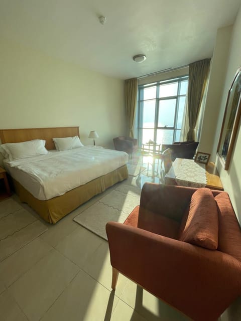 A charming offshore flat view Apartment in Ajman