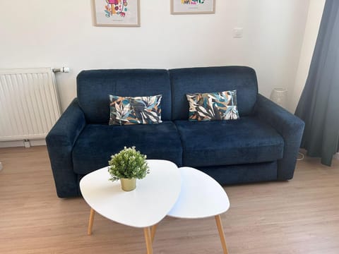 Studio CERGY 5 min de la Gare et place parking Apartment in Cergy