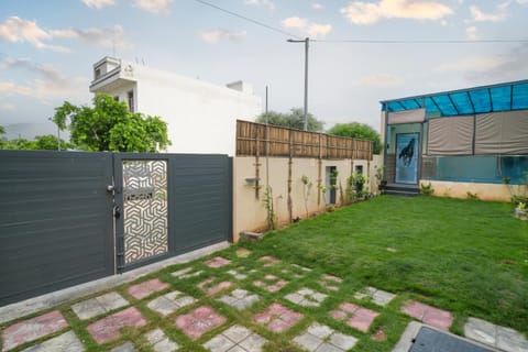 Property building, Garden, Garden view