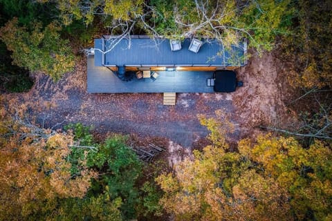 New - Oak Glen MicroCabin - Rare Villa in Oklahoma