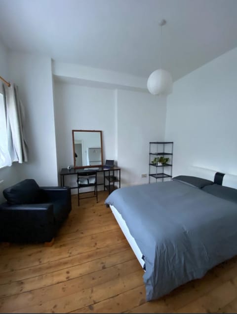 Apartment Vacation rental in London Borough of Ealing