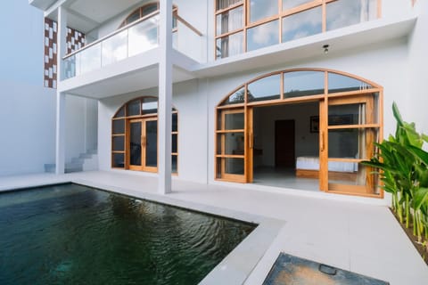 Property building, Patio, Day, Pool view, Swimming pool