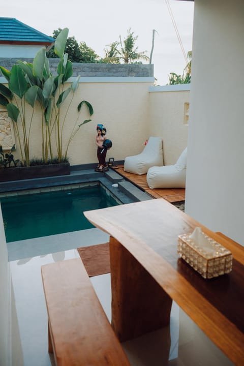 Seating area, Pool view, Swimming pool, sunbed