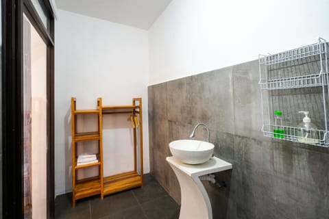 Mahayana House House in Kediri