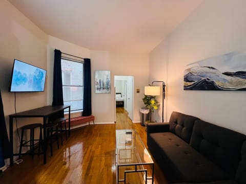 Amsterdam New York Apartment in Upper West Side