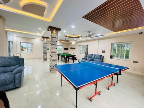 Game Room, Table tennis, Living room, Seating area