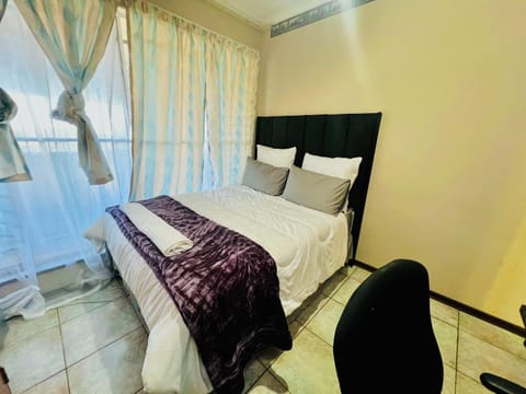 Honeyhills Excellence Resort E Bed and Breakfast in Roodepoort