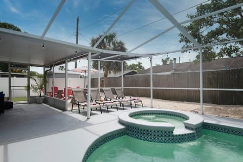 Serenity by the Sea Heated Pool and Spa Wohnung in Apollo Beach