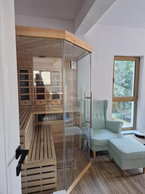 Sauna, Seating area