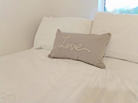 Bed, Decorative detail, Bedroom, Text overlay