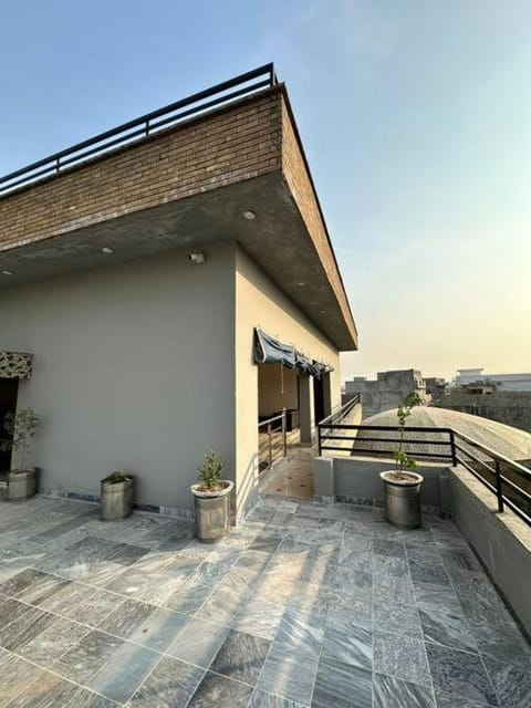 MNG villa Villa in Islamabad