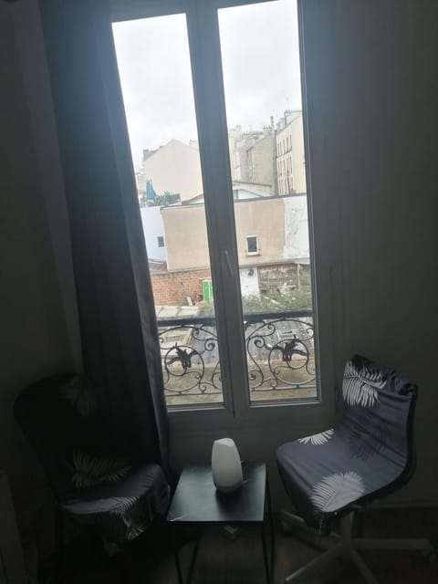 Appartement F2 Paris la villette 4 chemins Apartment in Aubervilliers