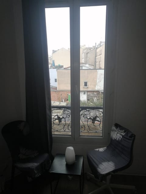 Appartement F2 Paris la villette 4 chemins Apartment in Aubervilliers