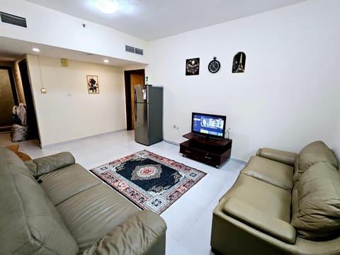 Spacious 2 Bed Room Apartment with 2 bathrooms Apartment in Al Sharjah