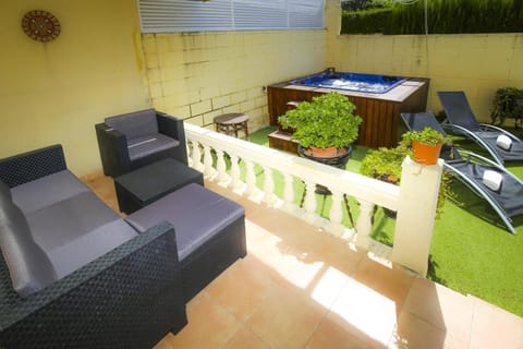 Patio, Garden, Garden view