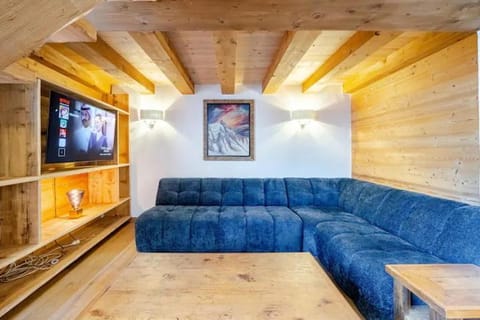 Marmotte Mountain Pic Vert Chalet in Chamonix