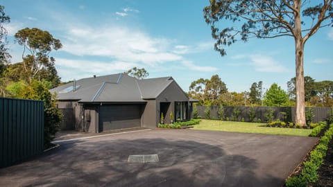 Black Beauty House in Balnarring