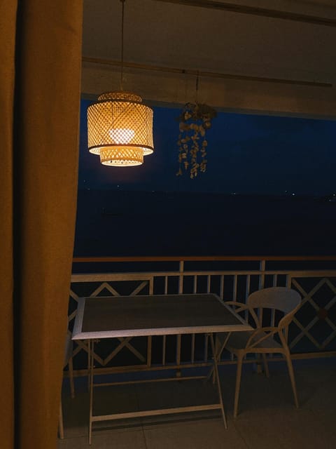 Night, View (from property/room), Balcony/Terrace, Dining area