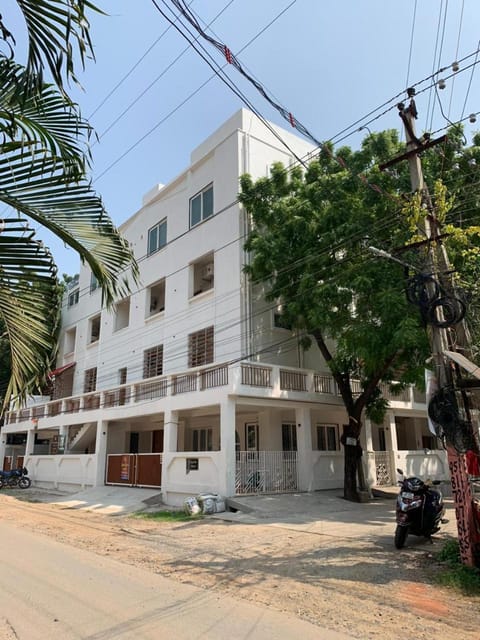 Property building, Street view