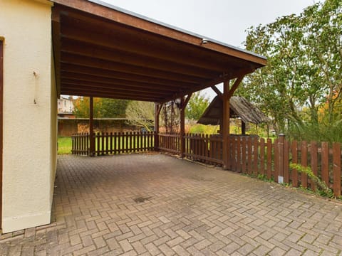 OtterslebenGartenblick 37 - idyllische Lange Wohnung mit Garten Apartment in Magdeburg