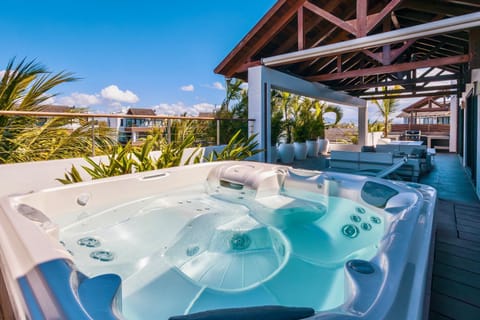 Hot Tub, Balcony/Terrace