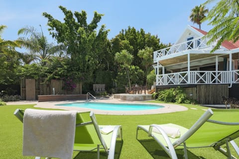 YEBO Boutique Guesthouse Bed and Breakfast in Cape Town