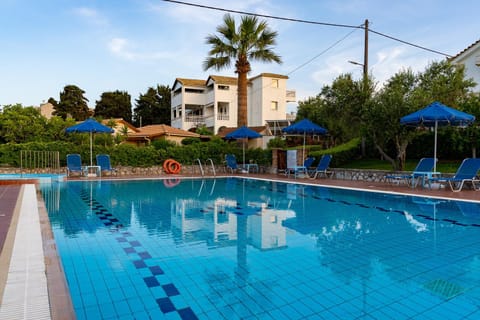 Property building, Swimming pool