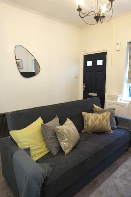 Cosy Home in Sutton Coldfield Sleeps 5 Casa in The Royal Town of Sutton Coldfield