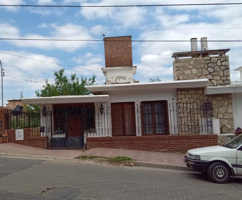 Property building, Day, Neighbourhood, Street view