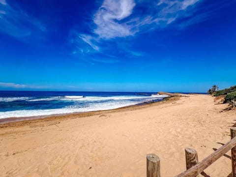 Isabela Surf Town House Ocean View Near Surf Spot Casa in Isabela