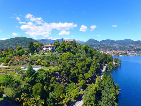 Villino San Remigio - Gracious villa with pool & views! Villa in Verbania