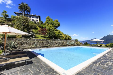 Villino San Remigio - Gracious villa with pool & views! Villa in Verbania