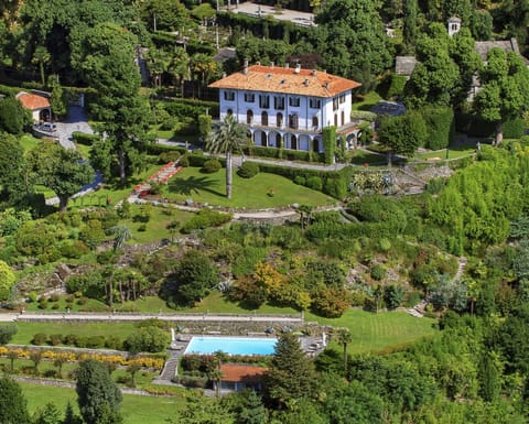 Villino San Remigio - Gracious villa with pool & views! Villa in Verbania