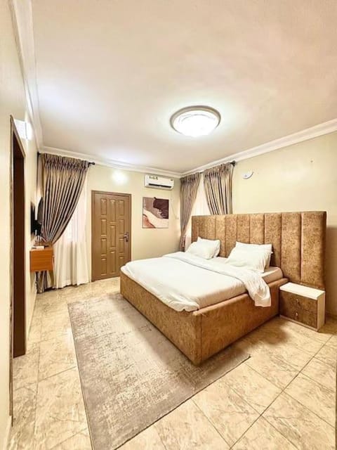 JABI Purple Hibiscus Apartment in Abuja