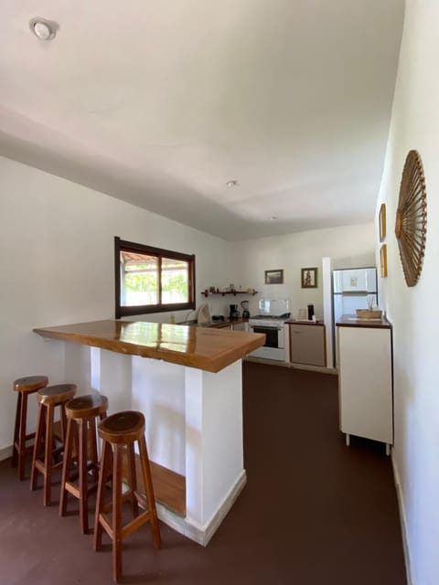 Kitchen or kitchenette, Dining area, pet friendly, stove