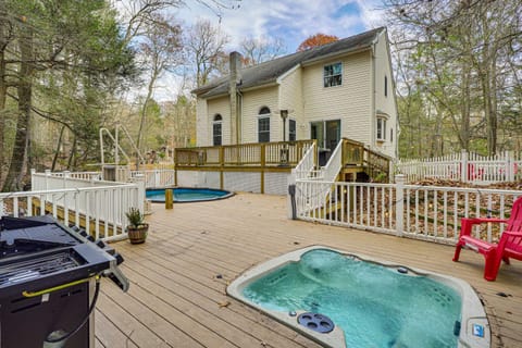 Poconos Family Home by Stream with Hot Tub! House in Stroud Township