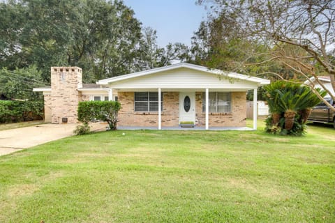 2 Mi to Beach and AFB Family Home in Biloxi House in Biloxi