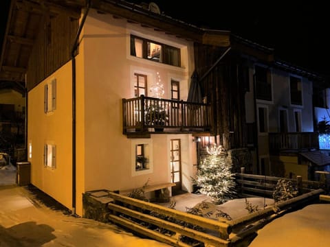 Chalet Furz'a - Charmante maison de village avec conforts modernes 811 Chalet in Les Allues