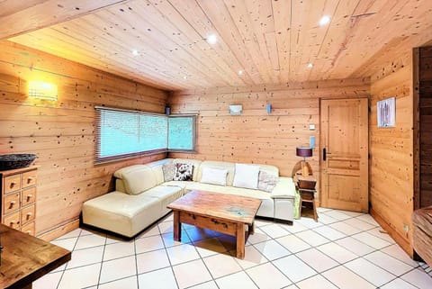 Chalet Oxalis - Chalets pour 14 Personnes 691 Chalet in Villarembert