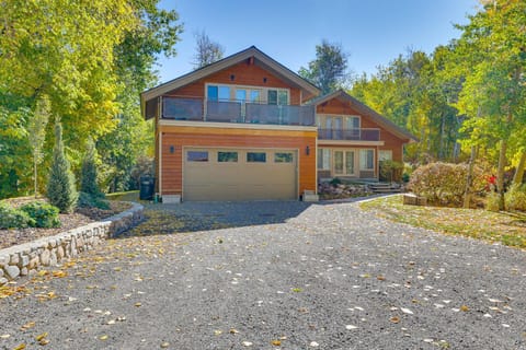 Near Big Wood River with Trail Access Updated Home! Haus in Hailey