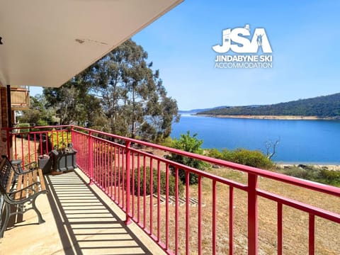 Pontis Lodge Apartment in East Jindabyne