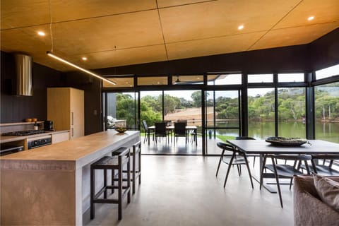 Artisan Koorabin House in Yallingup