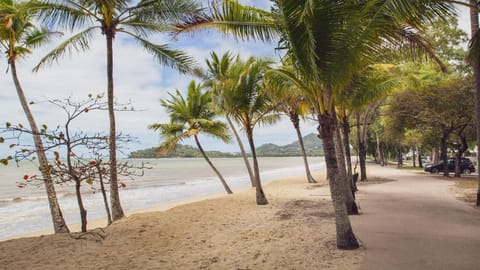 Day, Natural landscape, Beach, Sea view