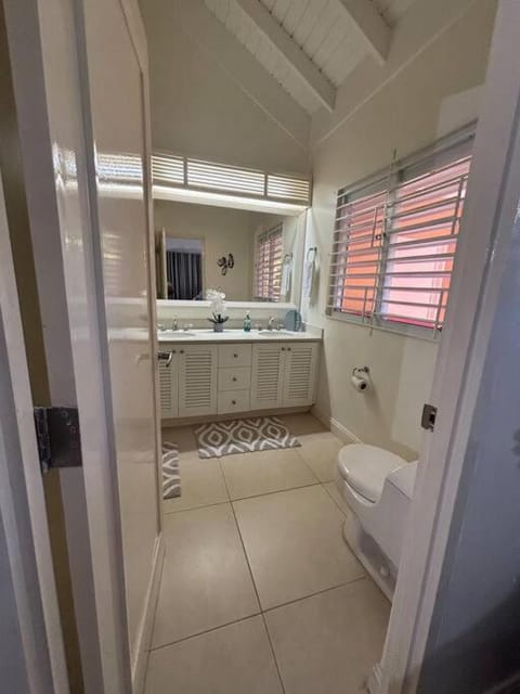 Coolshade Luxury Three Bedroom Ocho Rios Villa in St. Ann Parish