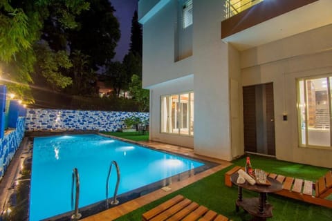 Property building, Night, Pool view, Swimming pool