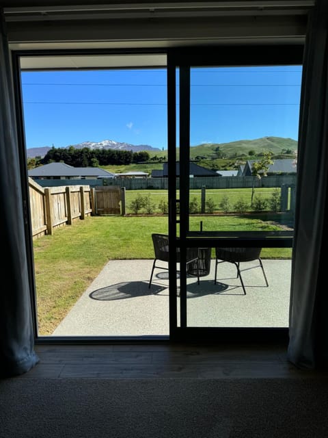 Queenstown Apt with Stunning Mountain Views Wohnung in Queenstown